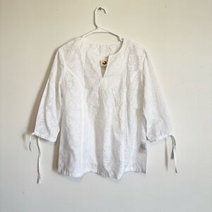 Tsunami White Floral Blouse